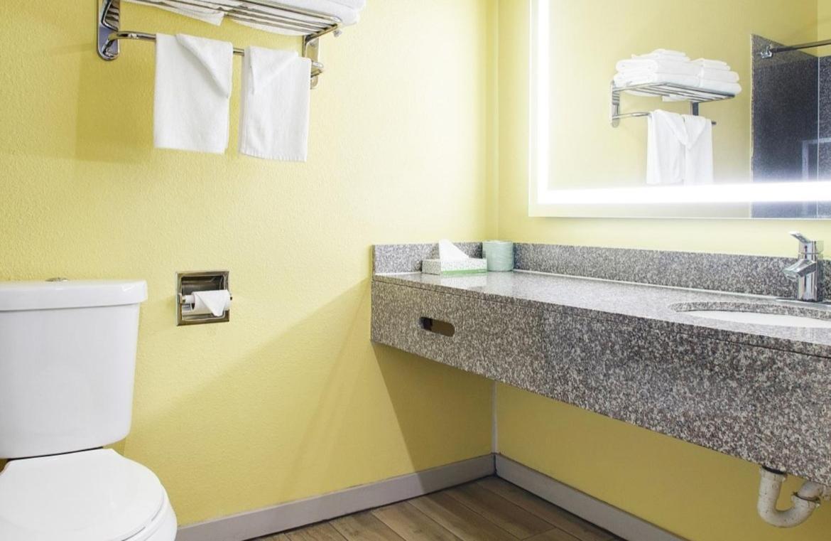 Hotel Plantation Suites&conference Center 4*