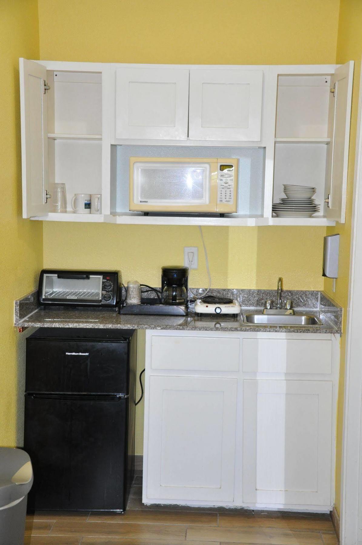 Plantation Suites&conference Center Hotel