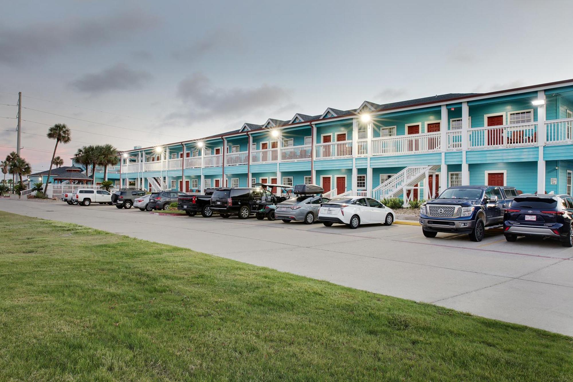 Plantation And Conference Center
